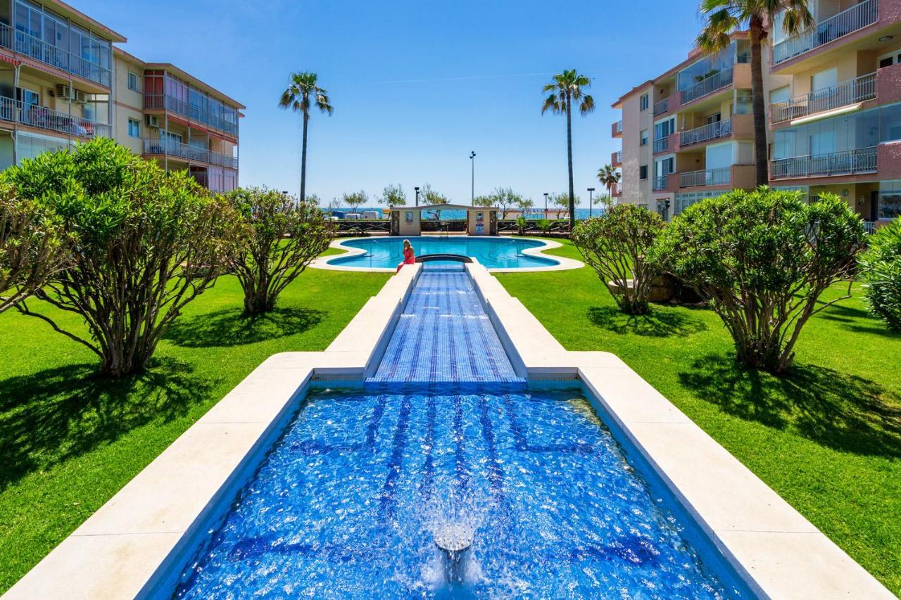 Beachfront Seaview Apartment In Los Boliches By Costarentals - Ref 141 푸엔히롤라 외부 사진