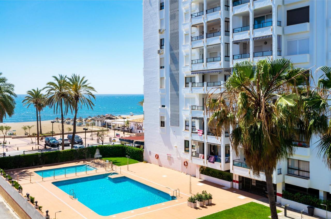 Beachfront Seaview Apartment In Los Boliches By Costarentals - Ref 141 푸엔히롤라 외부 사진